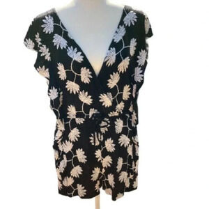 Ark & Co Floral Embroidered Cocktail Romper Size Medium Black‎ Cream Jum…